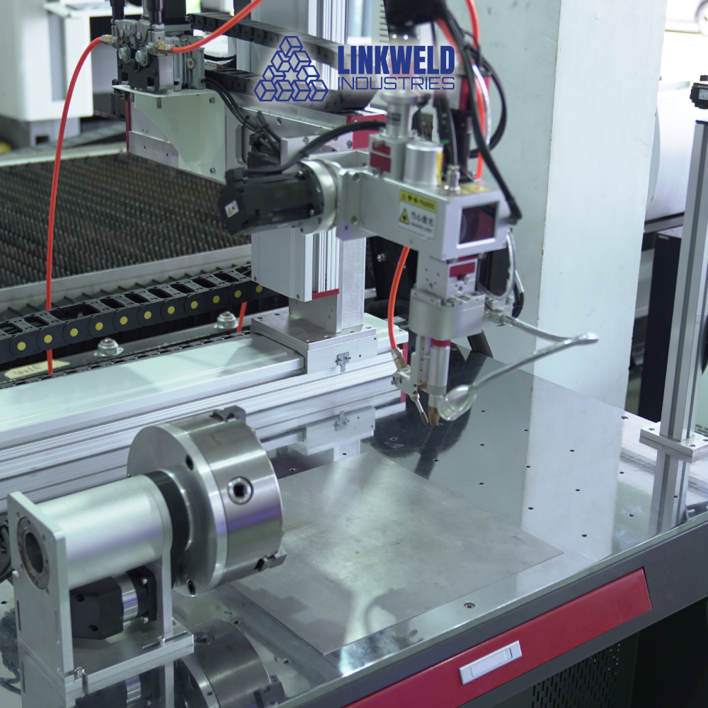 7 Axis Fiber Laser Welding Machine 03